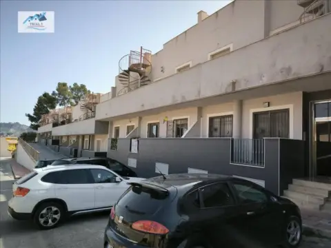 Piso en calle de la Generalitat de Cataluña