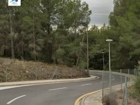 Casa en calle Alzines de Les