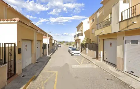 Casa adosada en calle Guatemala