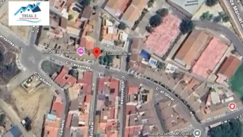 Casa en calle Guadalcazar B5
