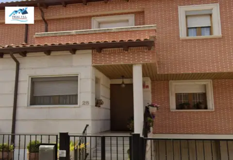 Casa en calle de Avelino Hernández Lucas