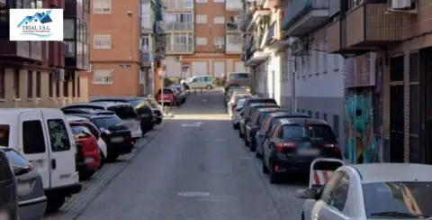 Piso en Avenida de los Rosales