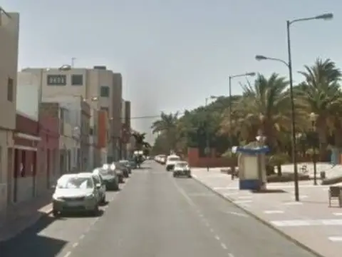 Piso en calle Primero De Mayo