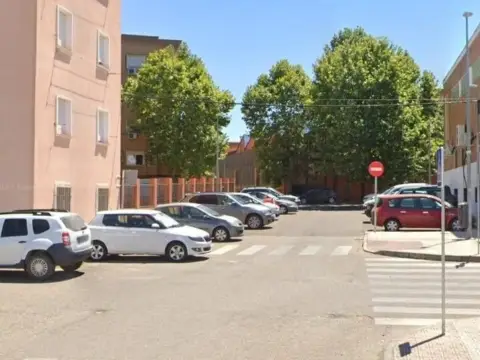 Piso en calle de César Díaz Vara