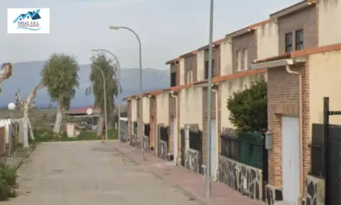 Casa en calle Sauces