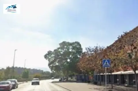 Local comercial en Passeig de la Ribera