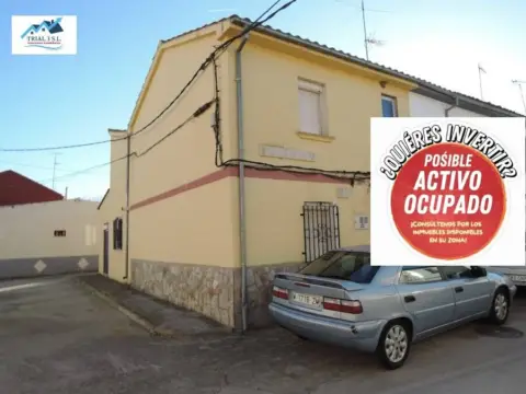 Casa en calle de San Isidro