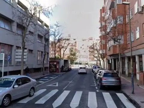 Piso en calle de la Guardia CIVIL