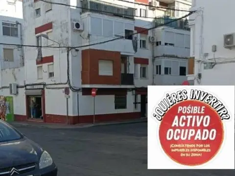 Piso en calle Antonio Rengel