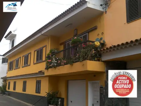 Casa en calle del Clavel