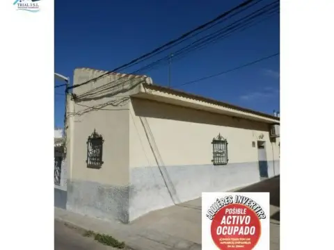 Casa en calle del Alamillo