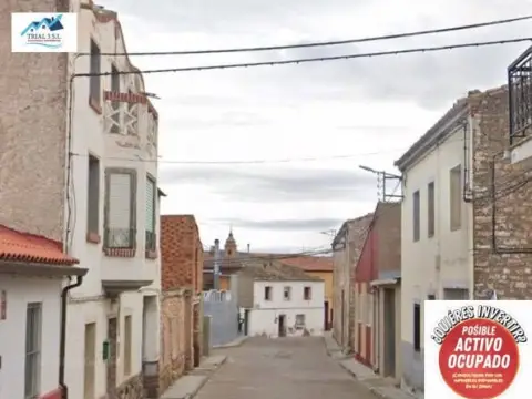 Casa en calle Rosales