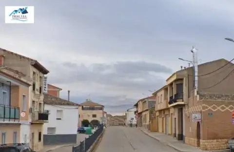 Casa en calle Rosales