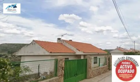Casa en calle Castaño