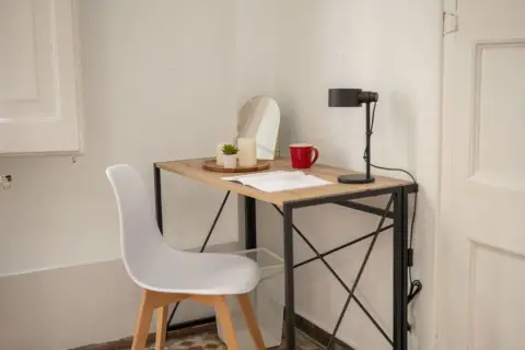 Habitación en Carrer Ample, 24