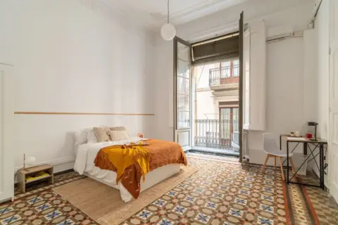 Habitación en Carrer Ample, 24