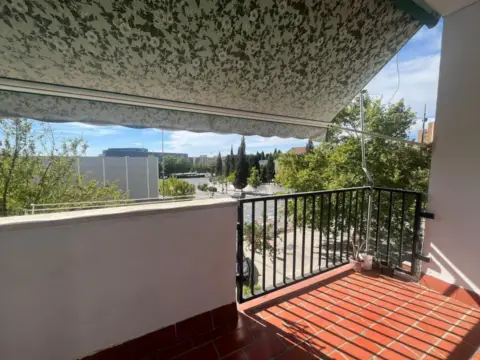 Piso en calle Pdta Aureliano Castillo B