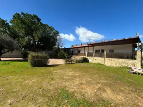 Chalet en Urbanización Las Cabras