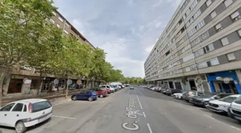 Garaje en calle de Paraguay