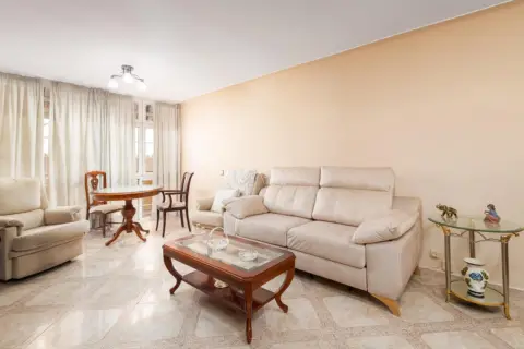 Piso en calle de la Huerta