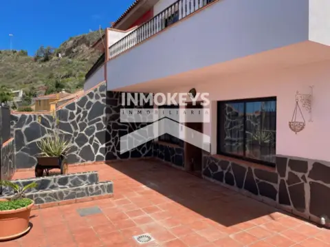 Chalet en calle Aceviño