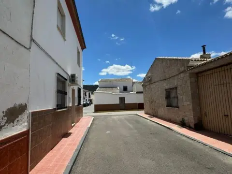 Chalet en Barrio Iglesia