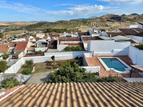 Casa rústica en calle Andrade Navarrete