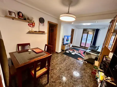 Piso en calle de Mariano Ribera