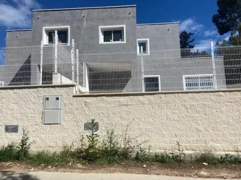 Casa pareada en Urbanizacion Calicanto