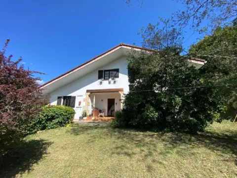 Chalet en Barrio de Sarria