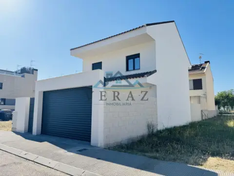 Chalet en calle Bratislava, 43