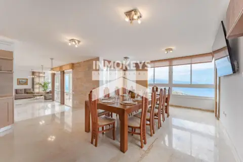 Chalet en calle Aceviño