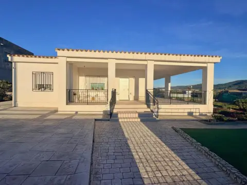 Chalet en Urbanización Foya