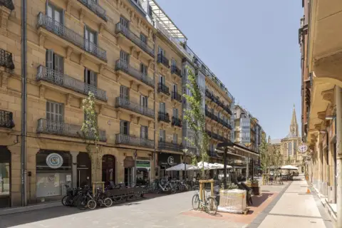 Ático en calle de los Reyes Católicos