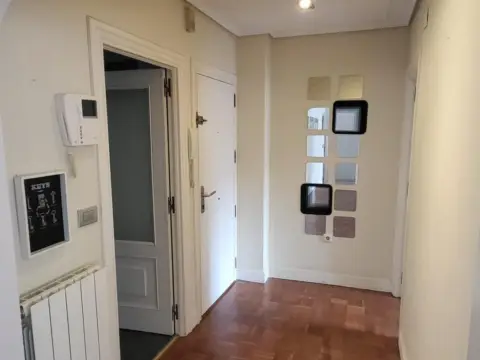 Piso en calle de los Pintores Zubiaurre