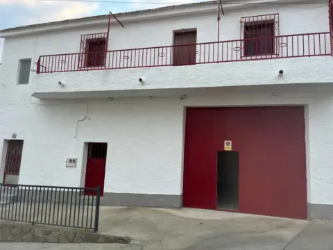 Chalet en calle de la Iglesia, 13