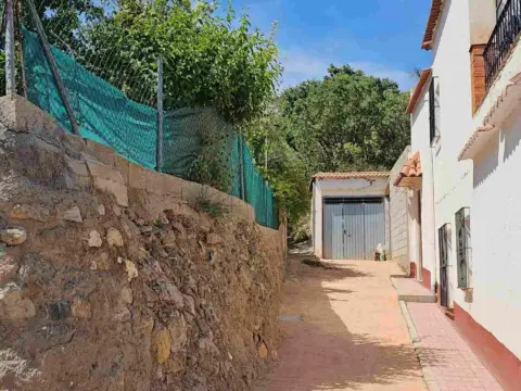 Almacén en Benecid