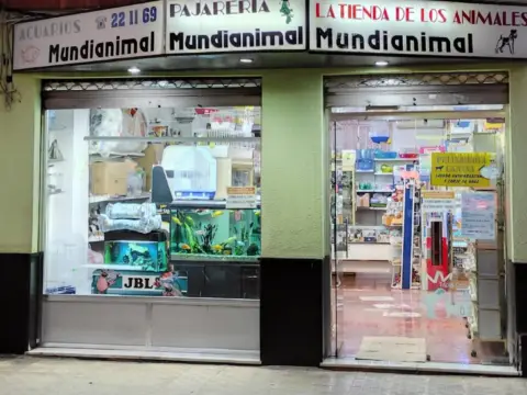 Local comercial en Nueva Andalucia