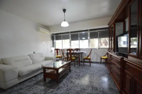 Piso en 500 Viviendas