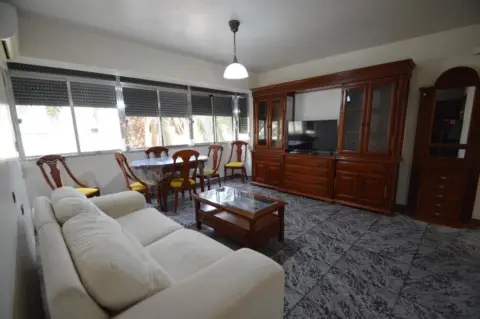 Piso en 500 Viviendas