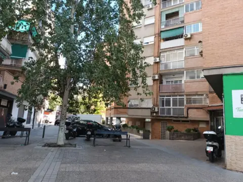 Garaje en calle de Albuñol