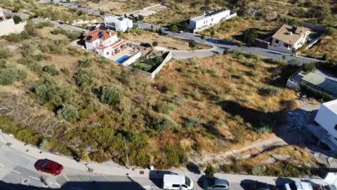 Terreno en calle Gredos