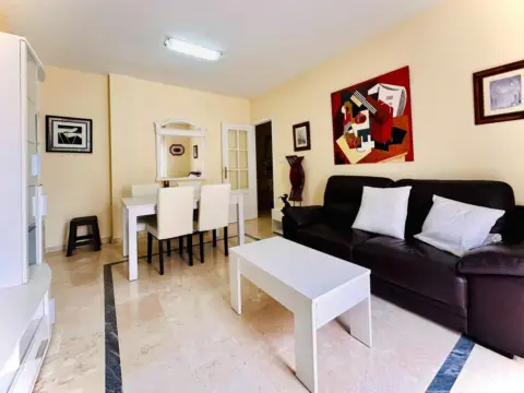Piso en calle Real de Motril