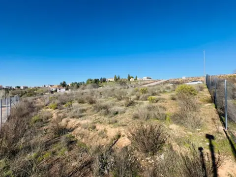 Terreno en calle de Malva