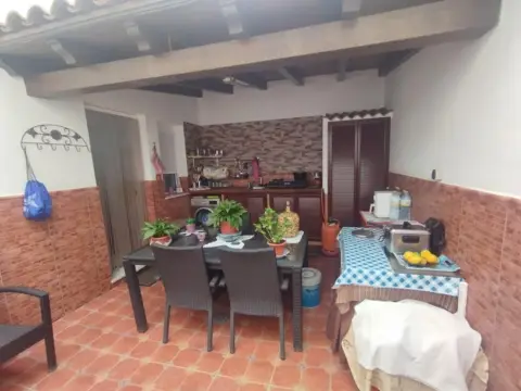 Piso en Cobreros Viejo