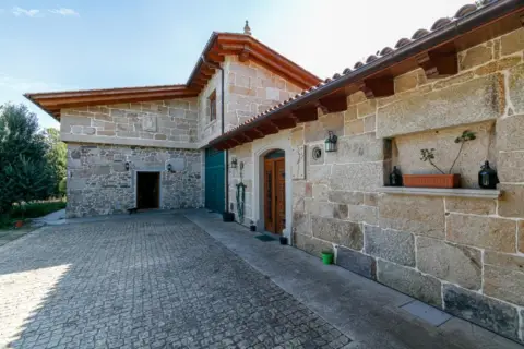 Chalet en calle Ponton , Santiago de Cangas