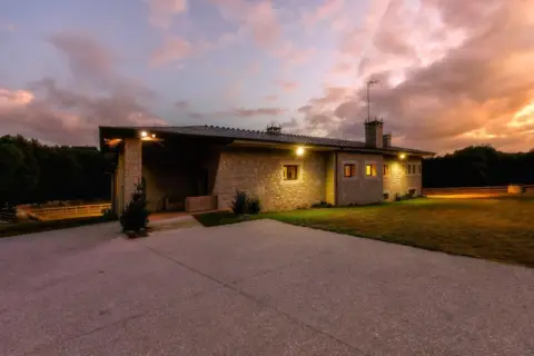 Chalet en Villalvite