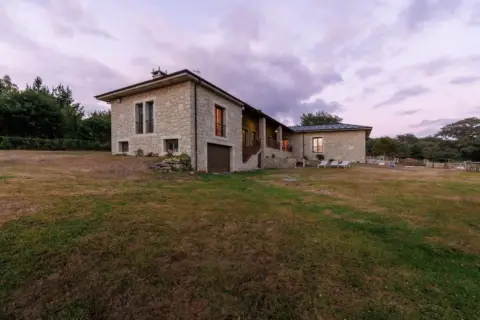 Chalet en Villalvite