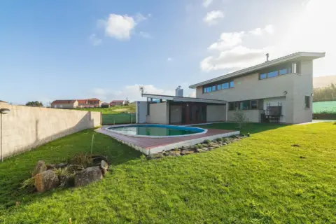 Casa en Canido