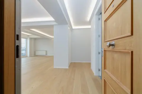 Ático en calle de Uruguay